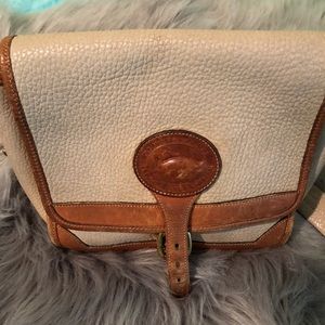 Dooney Bourke messenger & crossbody.